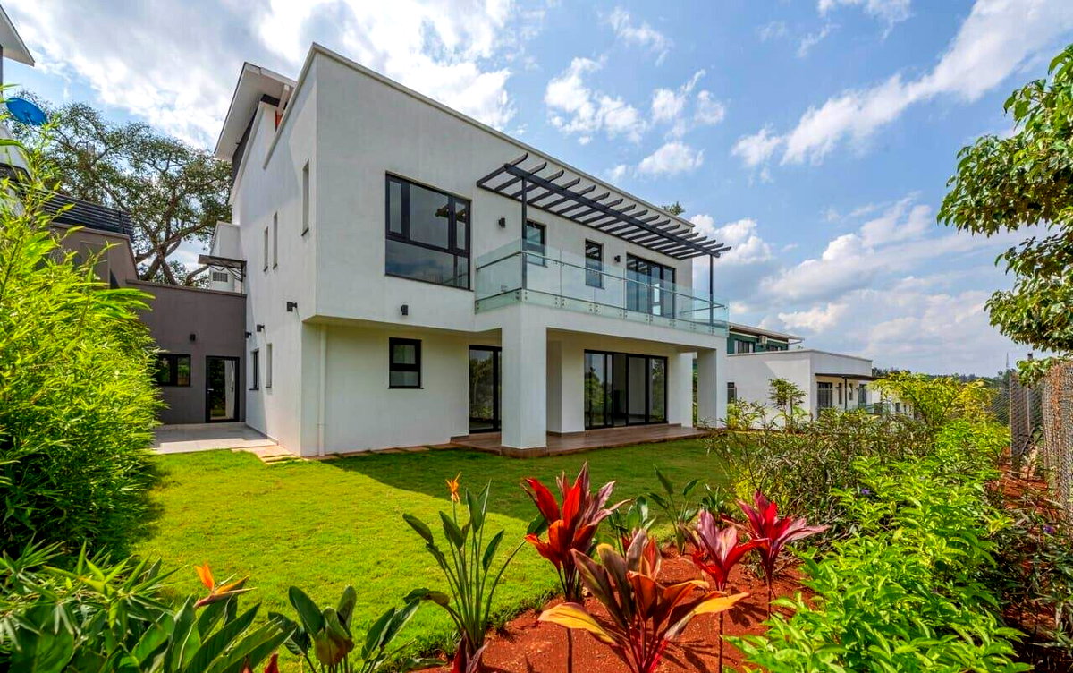 5 En-Suite Townhouse with Lift & Fireplace - Kitisuru