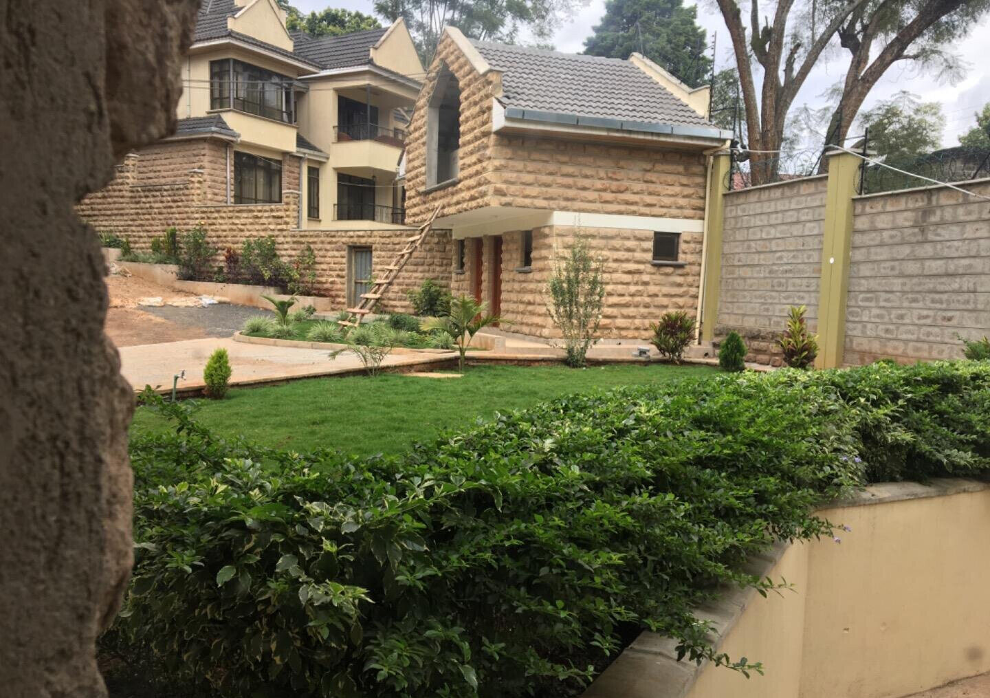 American-Style 5-Bed Townhouse with Sunken Living Room - Lavington