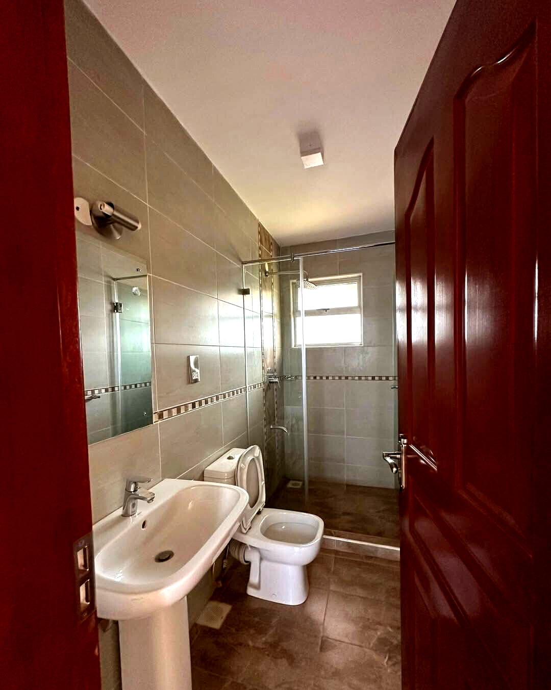 50x100 Townhouse with Garden