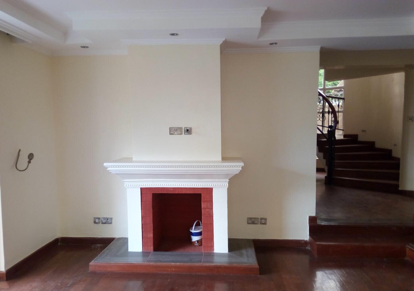50x100 Townhouse with Garden