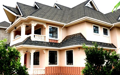 Spacious 5BR Townhouse on Quarter Acre