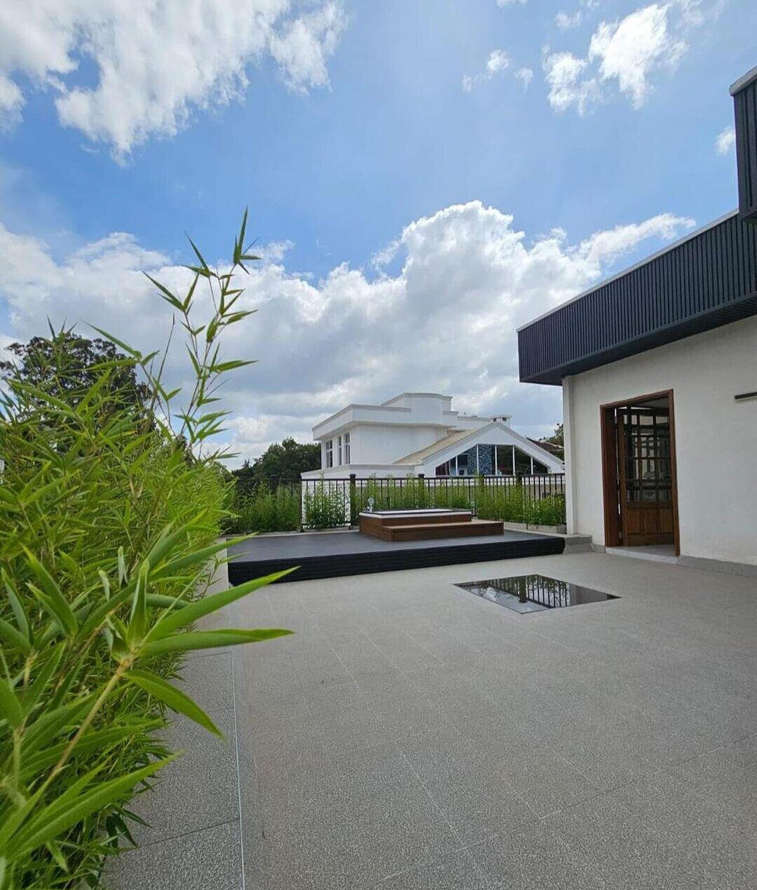 Expansive 6-Bed Villa with DSQ in Gated Community - Lavington