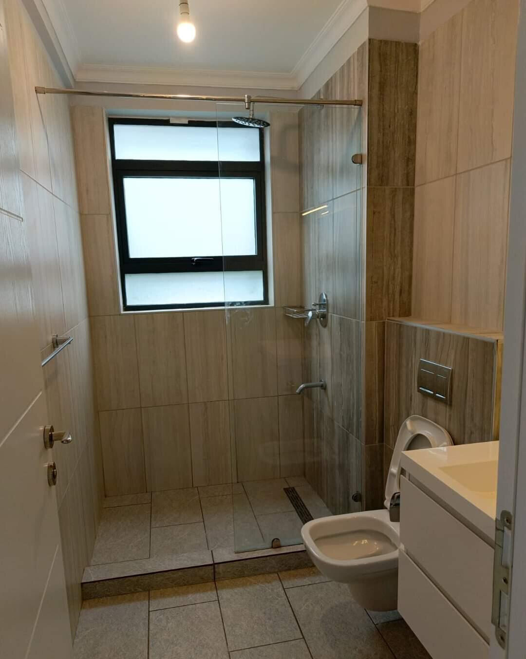 5BR Townhouse with Heated Pool & Clubhouse - Runda