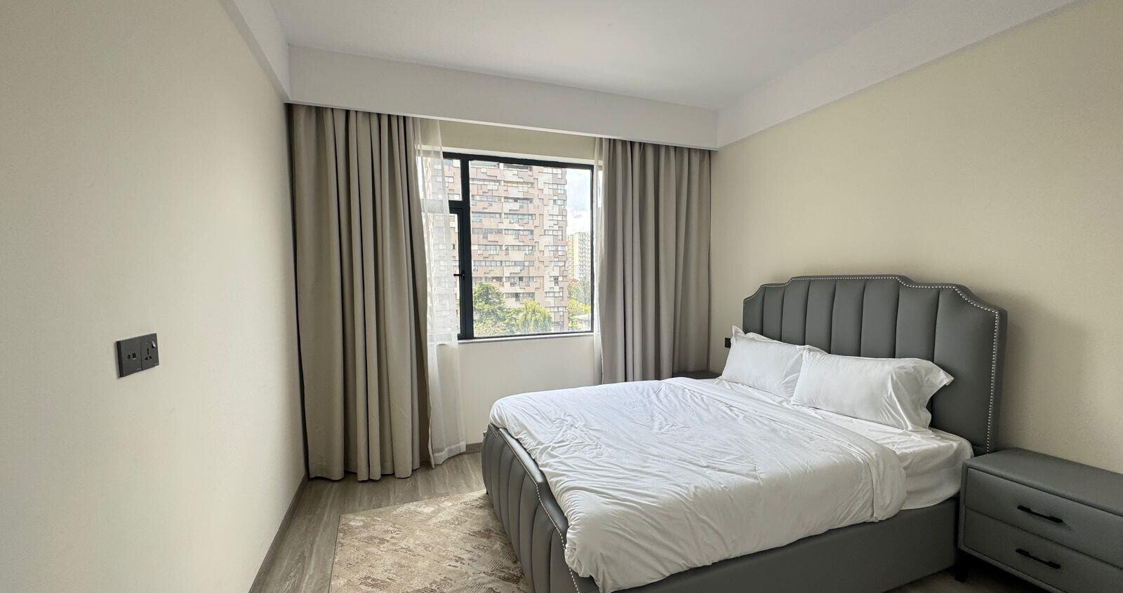 Move-In Ready 2BR with Pool Access - Kilimani