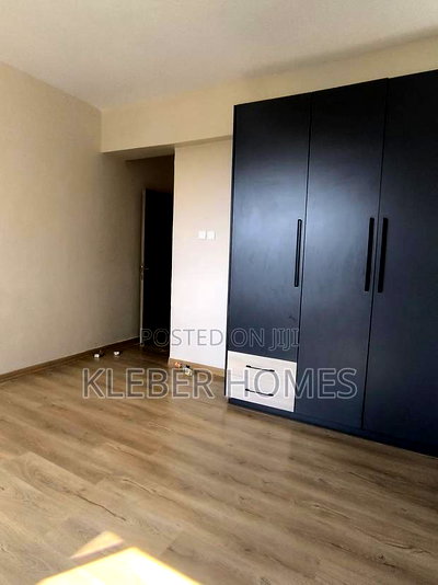 5bdrm Duplex in Parklands for rent - Image 18