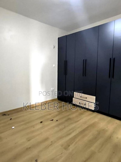 5bdrm Duplex in Parklands for rent - Image 20