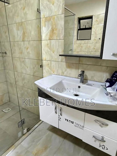 5bdrm Duplex in Parklands for rent - Image 19