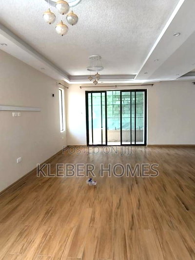 5bdrm Duplex in Parklands for rent - Image 2