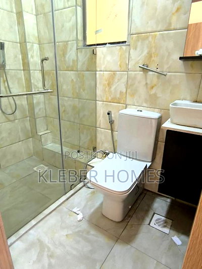 5bdrm Duplex in Parklands for rent - Image 15