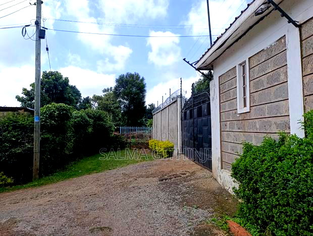 Prime Commercial Plot for Sale in Thogoto, Kikuyu