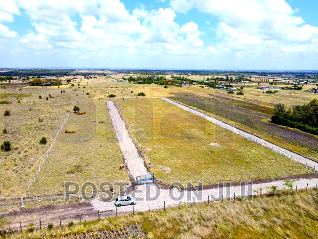 Plots in Malaa- 899,000