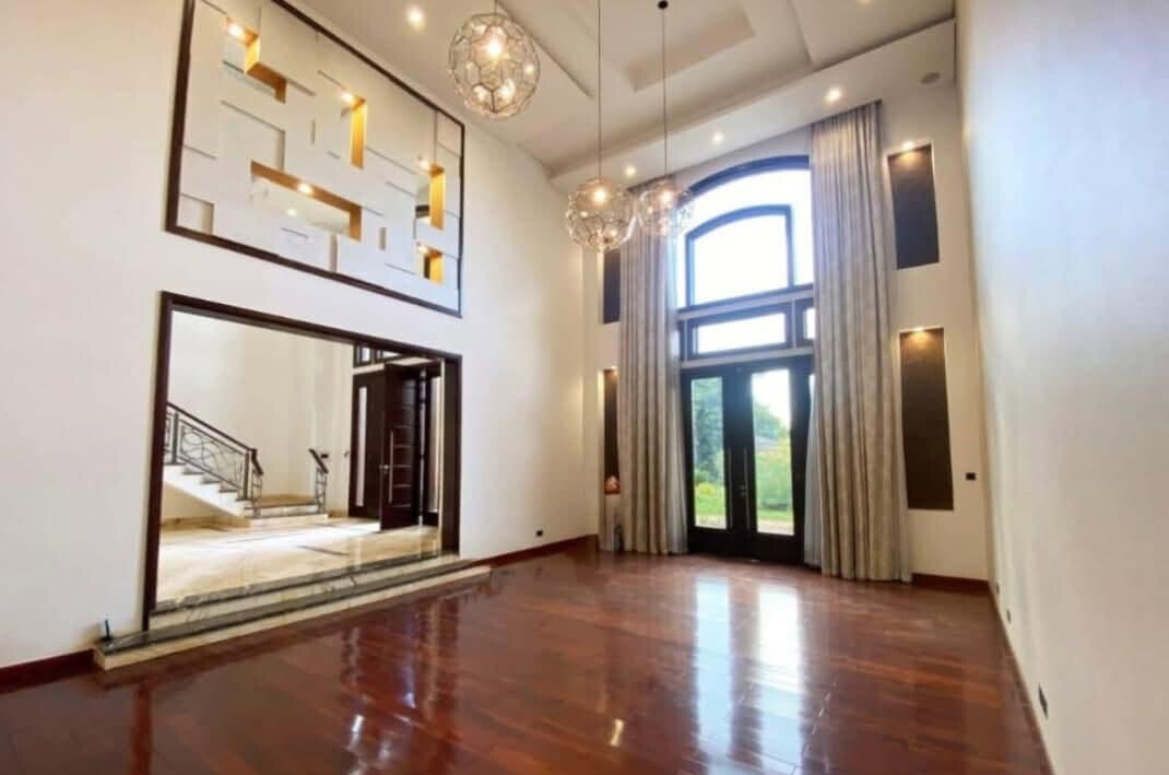 5BR Ambassadorial Home with Temple & Gym on 0.75 Acre - Old Runda