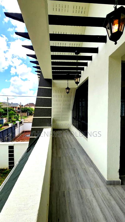 4bdrm House in Membley Estate for sale - Image 8