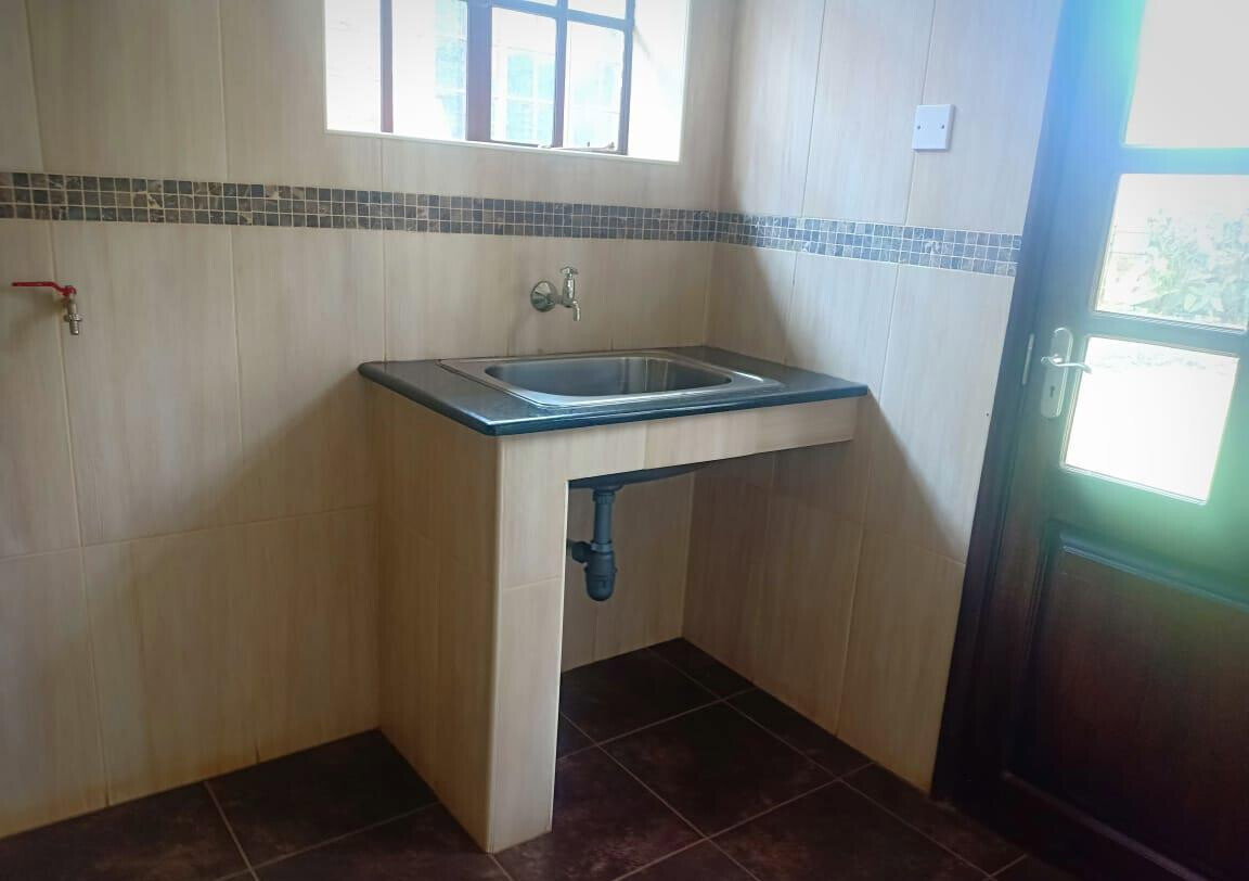 4BR Townhouse with Sunken Lounge & Fireplace – Rosslyn, Nairobi