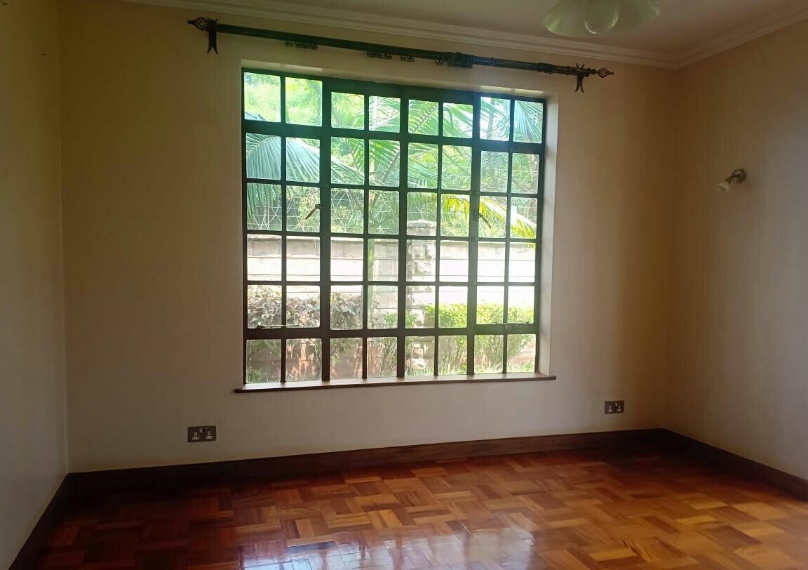 4BR Townhouse with Sunken Lounge & Fireplace – Rosslyn, Nairobi