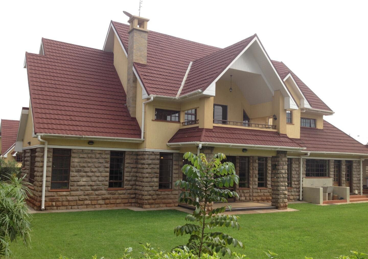 4BR Townhouse with Sunken Lounge & Fireplace – Rosslyn, Nairobi