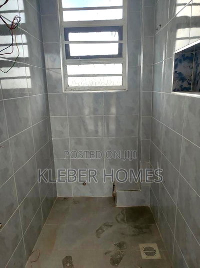 4bdrm Maisonette in Ruiru for sale - Image 11