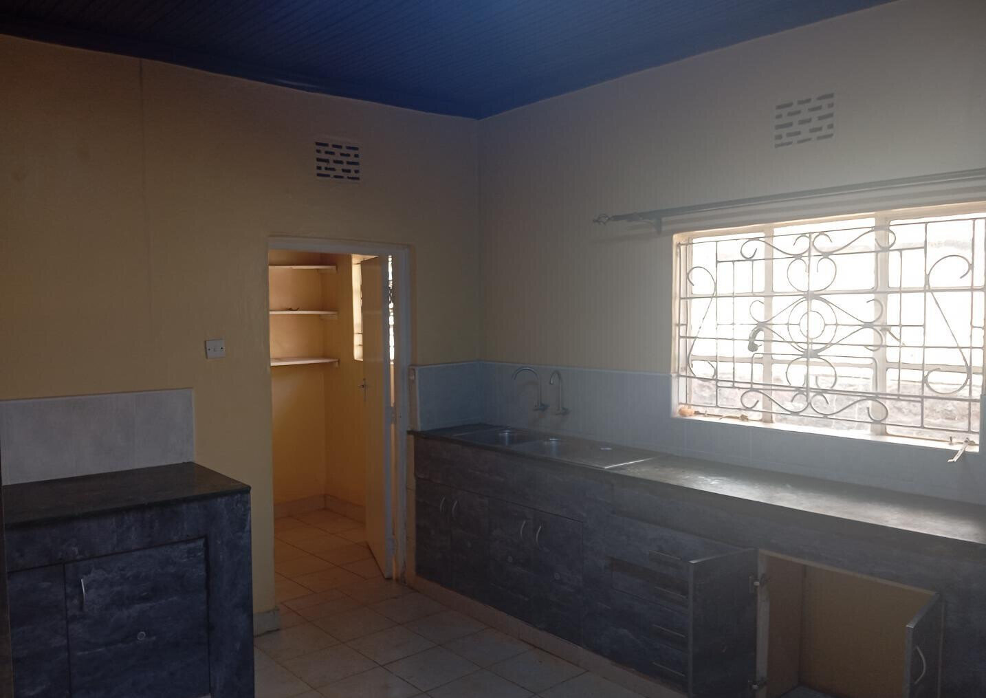 Spacious 5BR Bungalow for Rent at KSh 130K