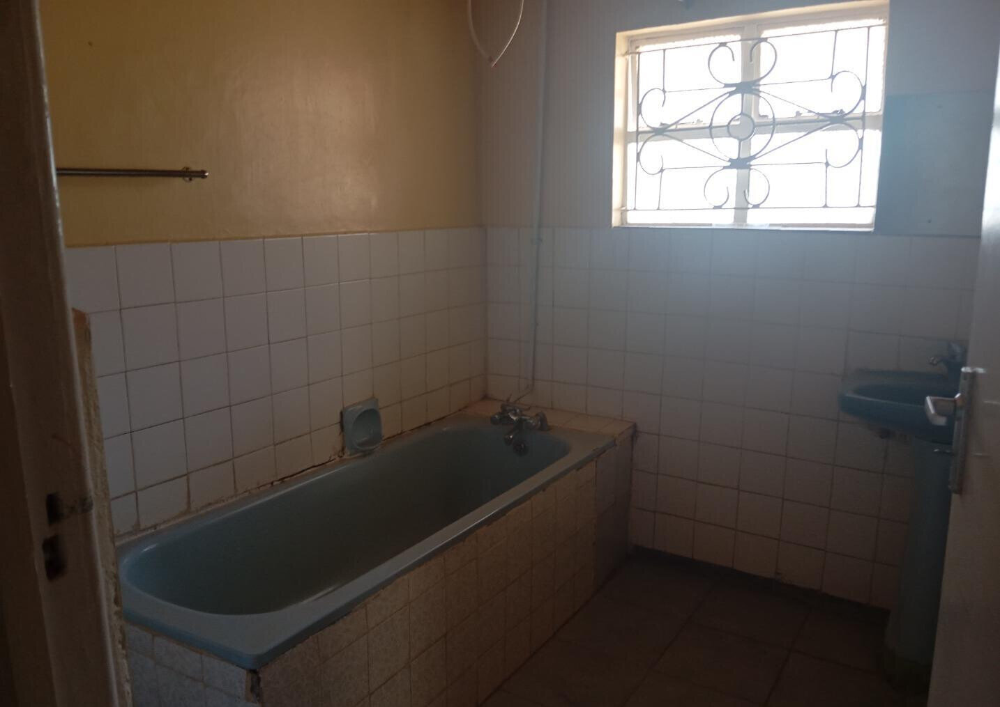 Spacious 5BR Bungalow for Rent at KSh 130K