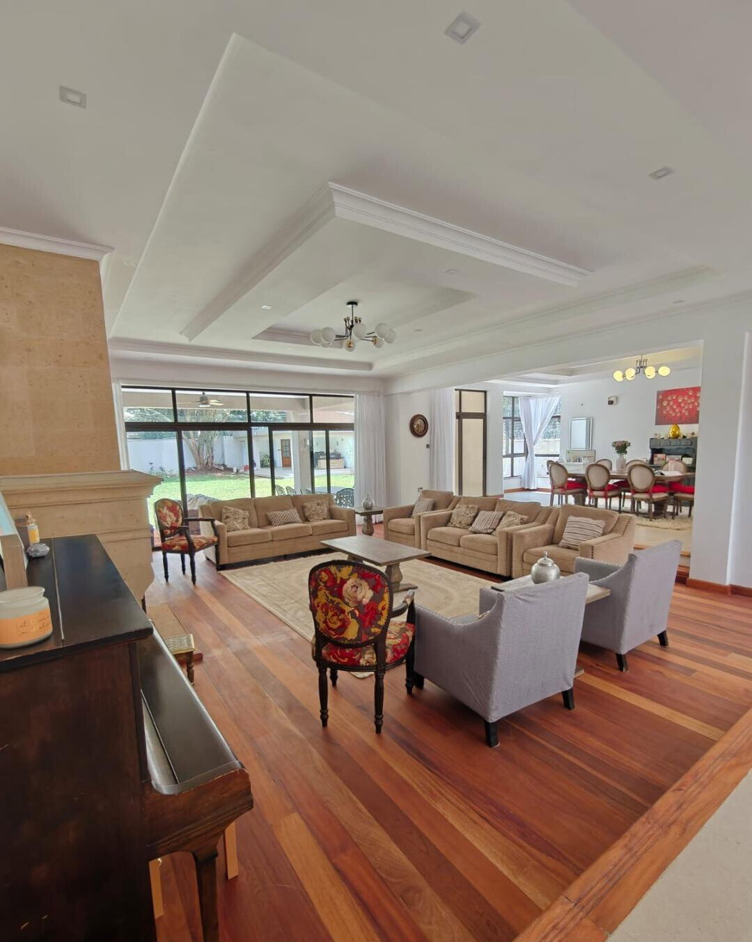 Luxury 5-Bedroom Villa - Karen C