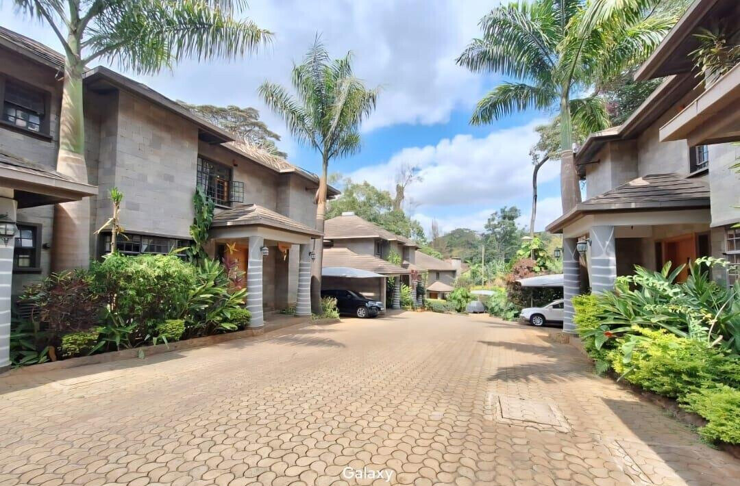 Luxury 4BR Home with Garden