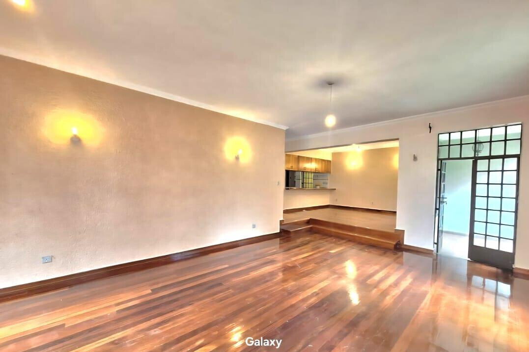 Luxury 4BR Home with Garden