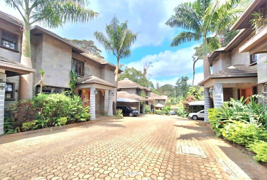 Luxury 4BR Home with Garden