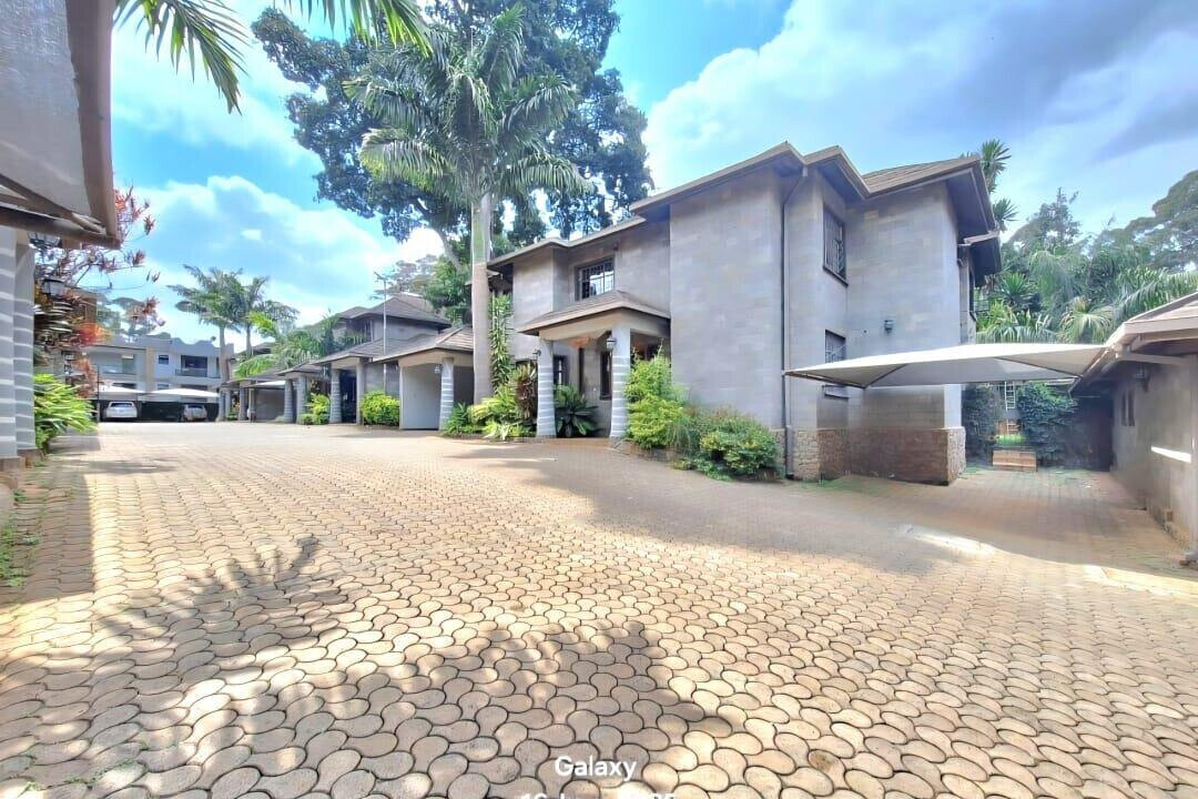 Luxury 4BR Home with Garden