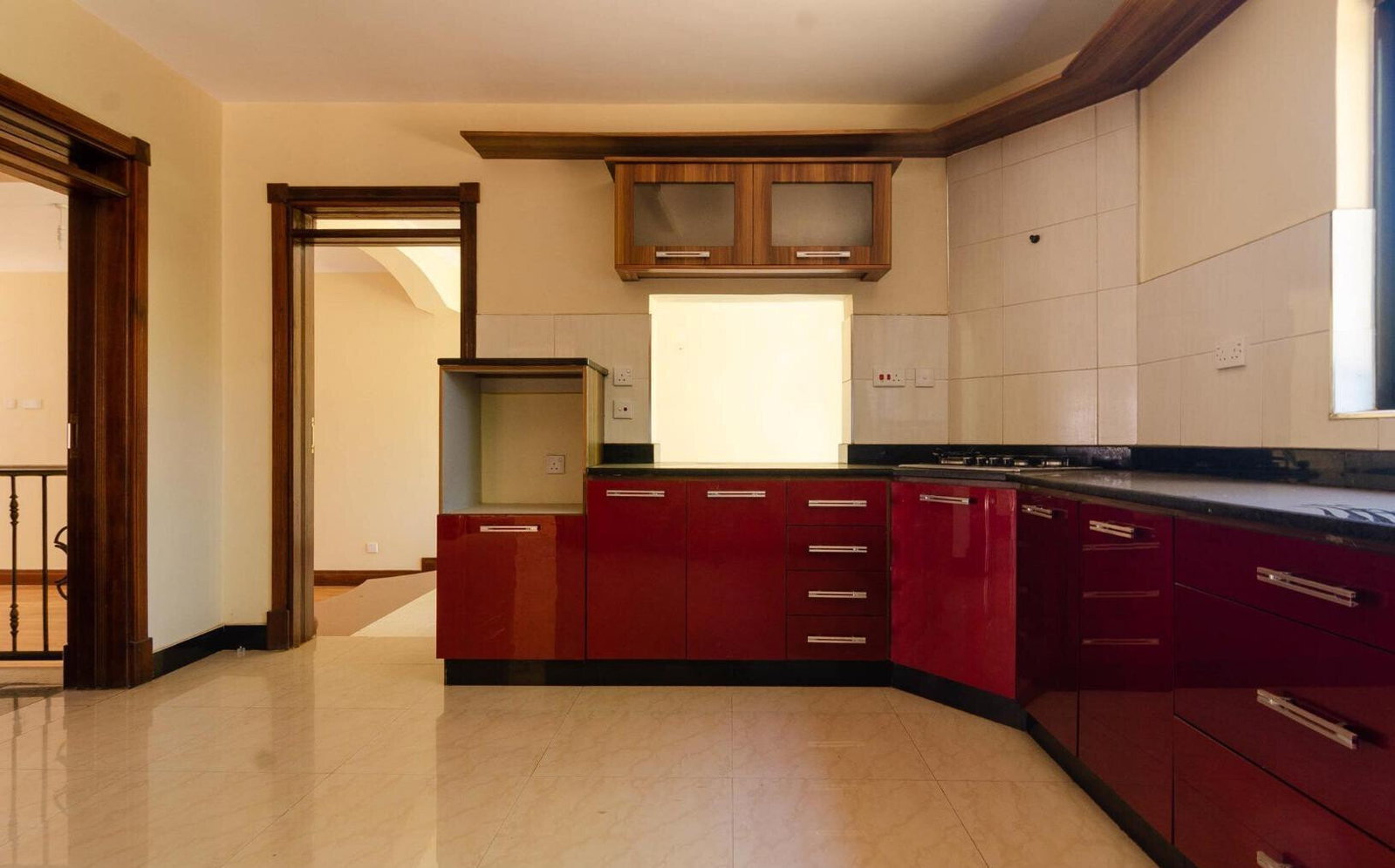 3-Storey Townhouse with Pool & Roof Terrace - Westlands