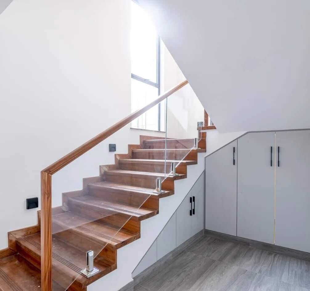 3-Storey Ultra-Modern Townhouse with Sunken Lounge - Lavington