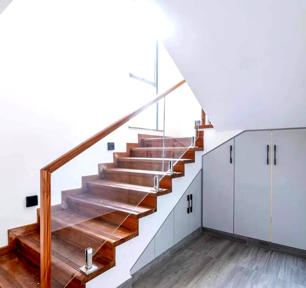 3-Storey Ultra-Modern Townhouse with Sunken Lounge - Lavington