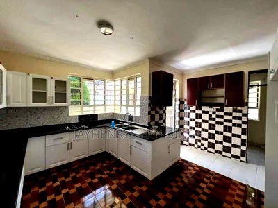 4bdrm House in Membley Estate for sale - Image 8