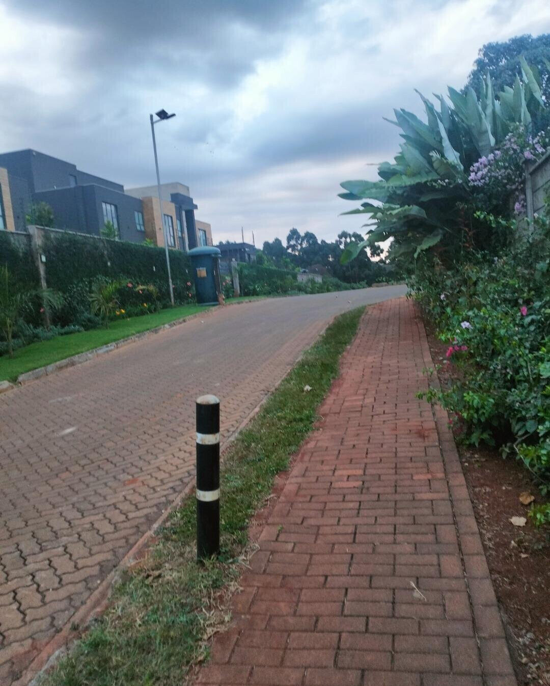 1/2 Acre Redhill Plot at KSh 65M