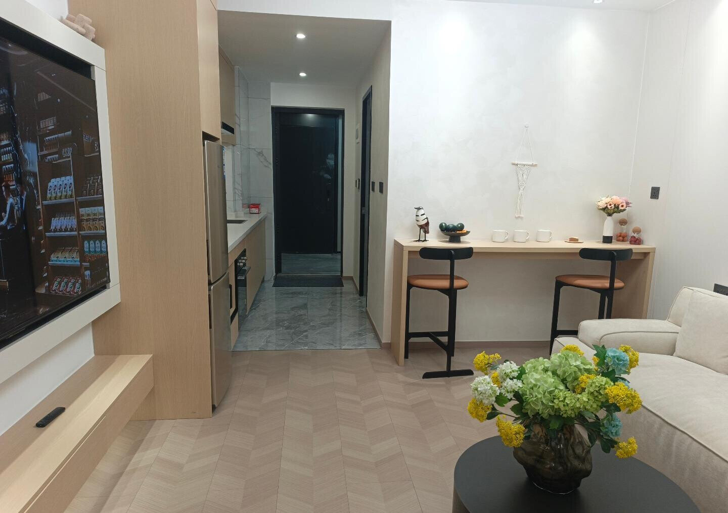 1BR En-Suite with Premium Finishes & Backup Power - Westlands