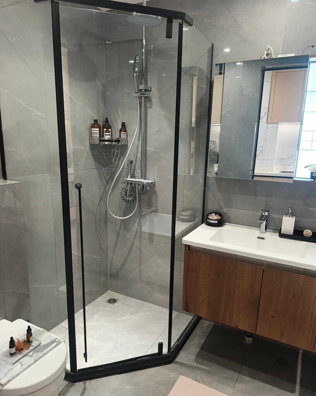 1BR En-Suite with Premium Finishes & Backup Power - Westlands