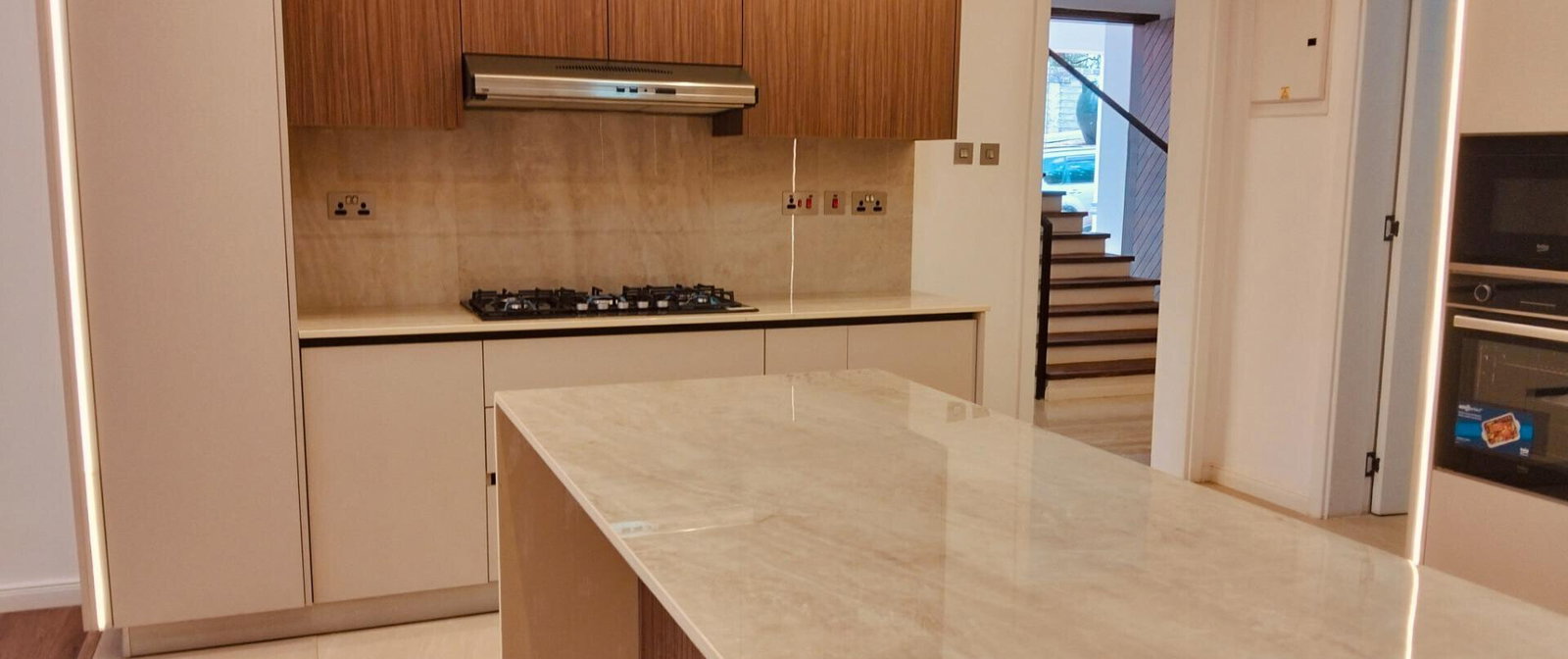 5-Ensuite Townhouse with Private Pool & DSQ - Lavington