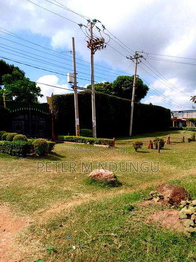 Prime 1/2 Acre Touching Northern Bypass, Thome - Image 1