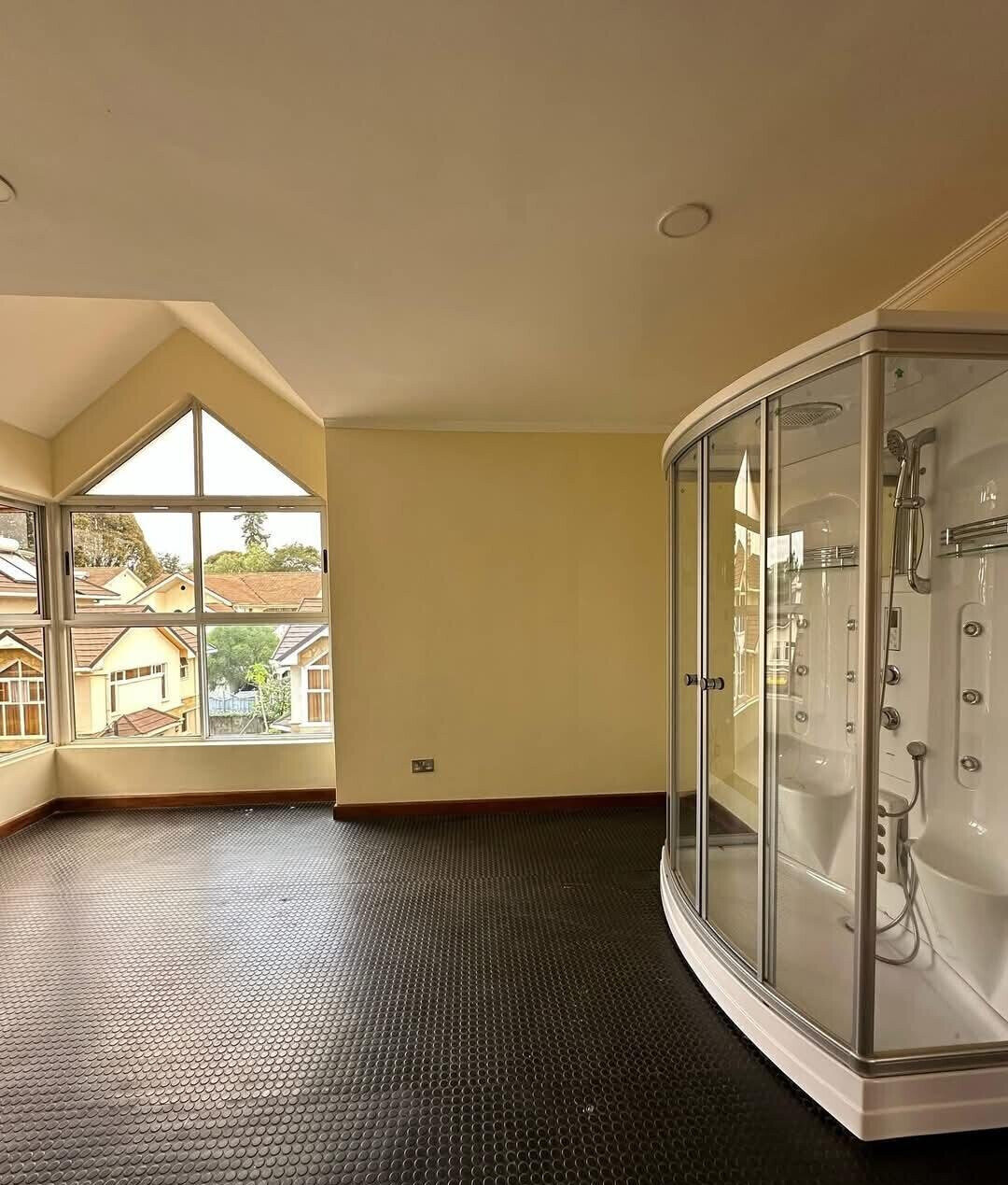 5-Ensuite Villas with Private Balconies - Lavington Gated