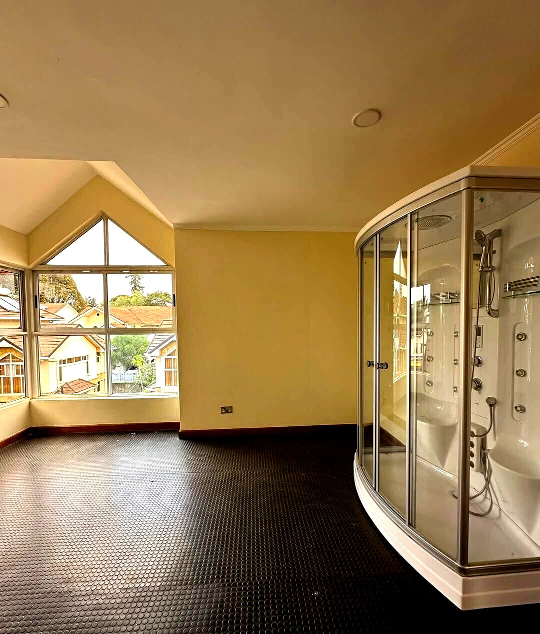 5-Ensuite Villas with Private Balconies - Lavington Gated