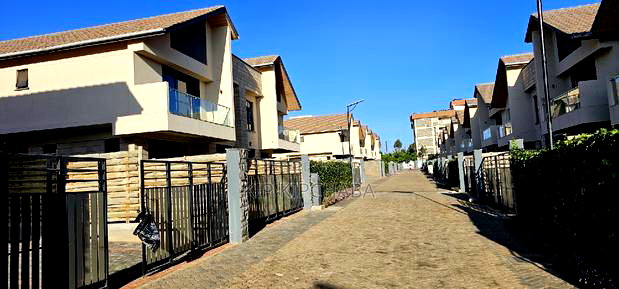 4bdrm Maisonette in Eldoville, Eldoret CBD for sale