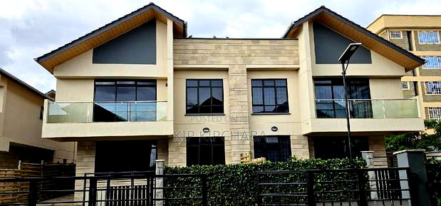 4bdrm Maisonette in Eldoville, Eldoret CBD for sale