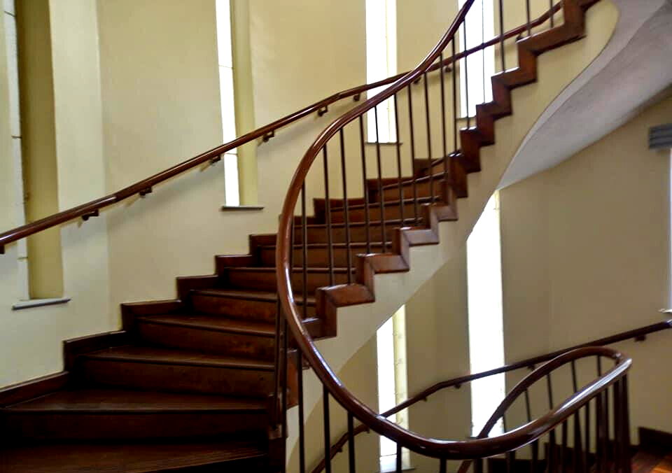 Spacious 4-Bed Townhouse with Detached SQ & Modern Kitchen - Lavington