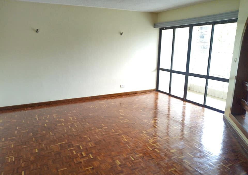 Spacious 4-Bed Townhouse with Detached SQ & Modern Kitchen - Lavington