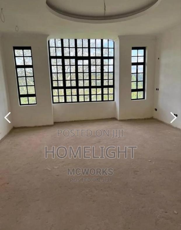 7bdrm Mansion in Kerarapon for sale