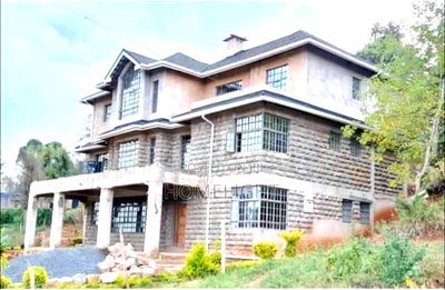 7bdrm Mansion in Kerarapon for sale - Image 1