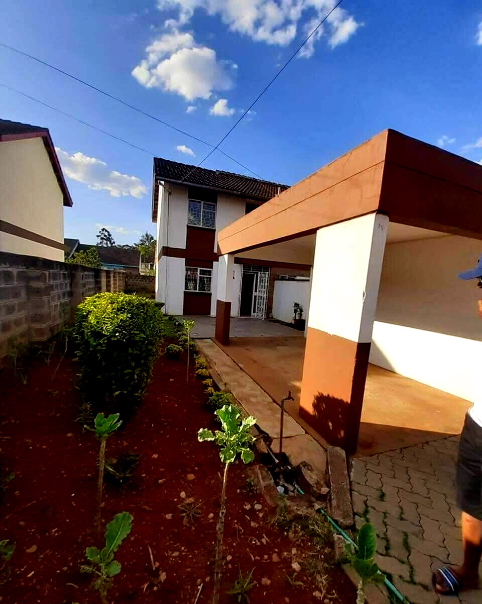 4BR Elegant Townhouse with Fireplace & Sunken Sitting - Westlands