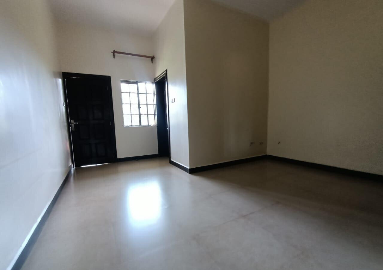 5BR All-Ensuite Townhouse with Private Garden - Runda Evergreen