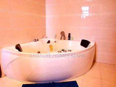 2bdrm Apartment in Lavington for sale - Image 5