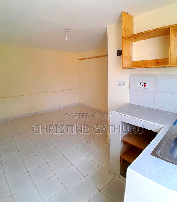 1bdrm Bedsitter in Uthiru for rent