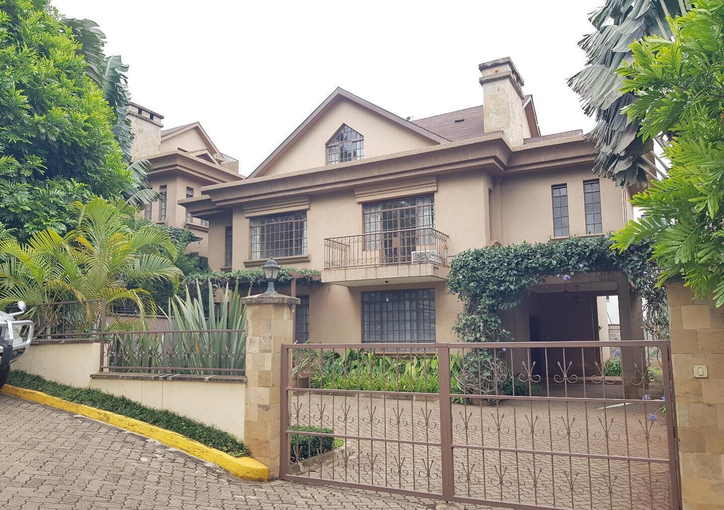 5-Ensuite Townhouse with Garden & Generator - Lavington